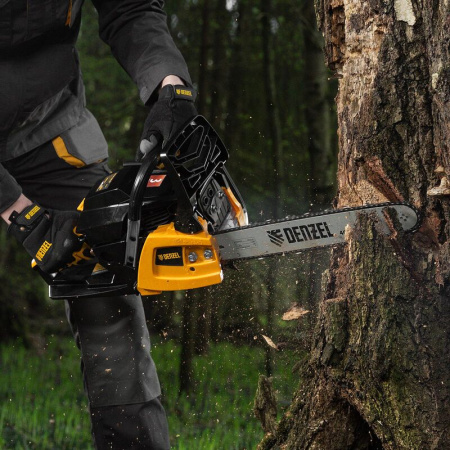 Пила цепная бензиновая Denzel DGS-4516 (95230)