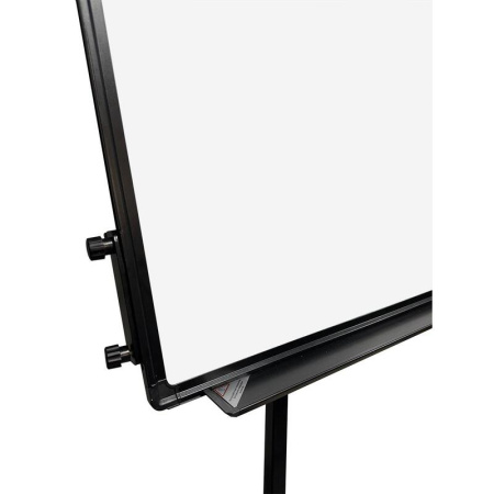 Флипчарт магнитно-маркерный 70х100 см на треноге Комус