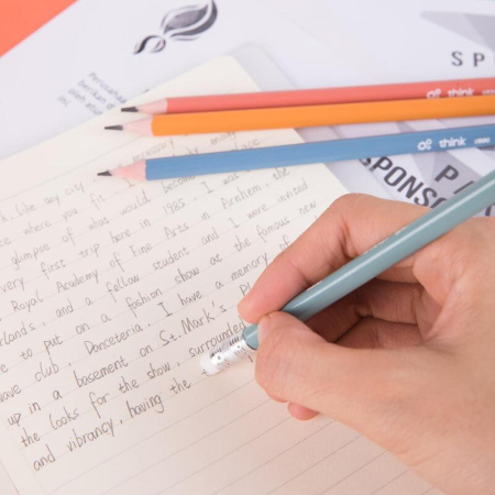 Карандаш чернографитный HB с ластиком Deli Think заточенный трехгранный